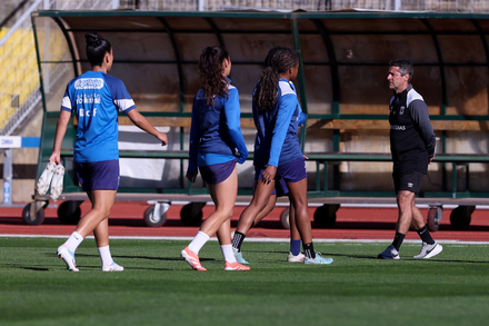 Taça da Liga Feminina Placard 2025/26 | Treino final do Torreense