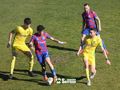 Fornos de Algodres 4-2 Ginásio Figueirense (C.Rodrigo)