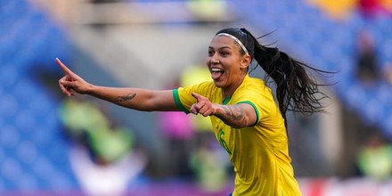 Brasil 4-0 Canadá