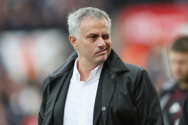 Real Madrid, Mourinho’yu resmen açıkladı